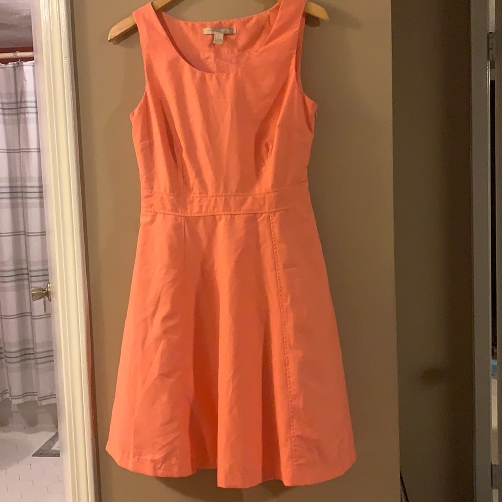 Sleeveless dress. New condition
